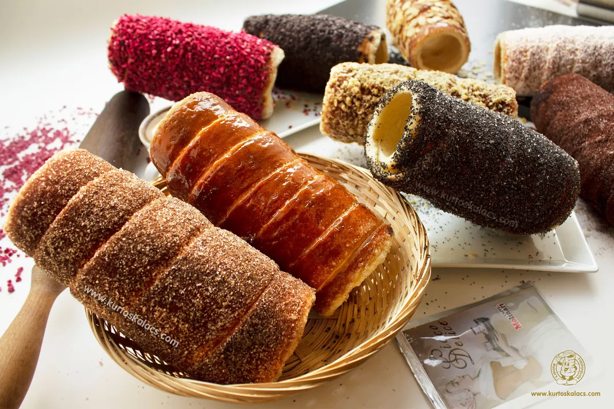 Freshly baked Molnár's kürtőskalács